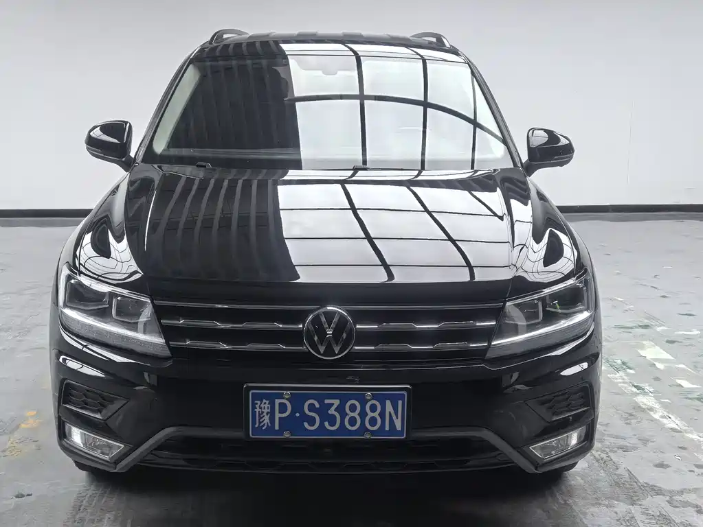 Tiguan L 2021 330TSI automatic two-wheel drive comfort version купить на сайте DeffCars