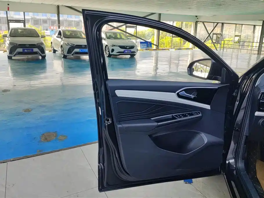 Jetta VS7 2026 280TSI Automatic Honor Edition купить на сайте DeffCars