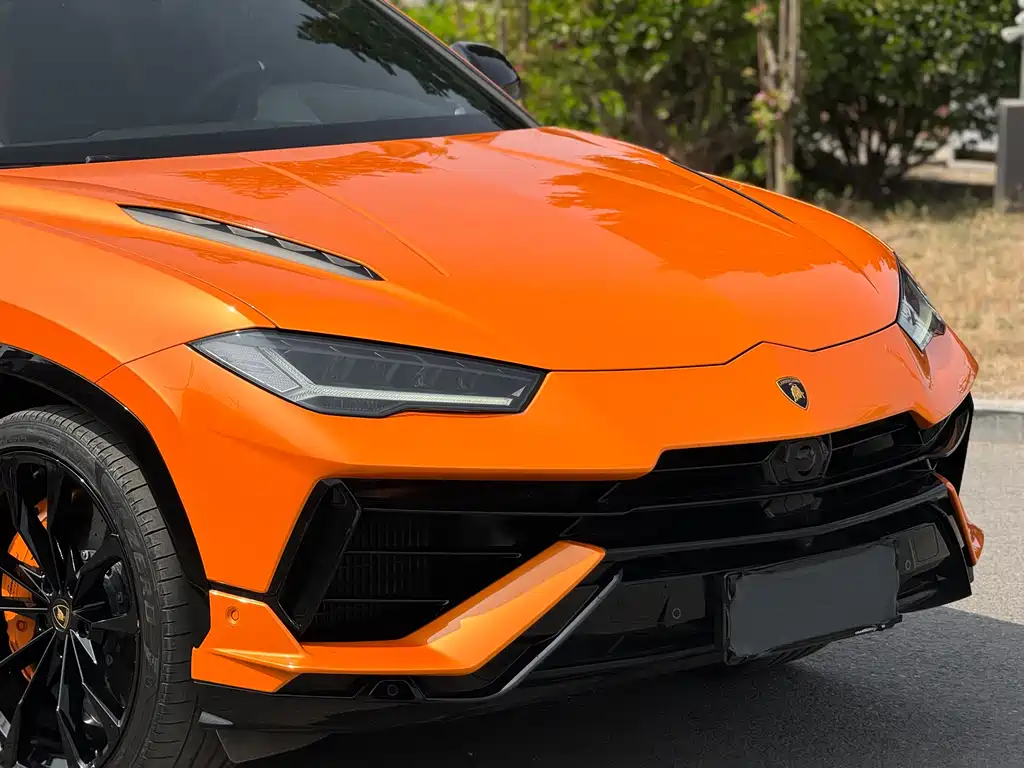 Urus 2023 4.0T V8 S купить на сайте DeffCars