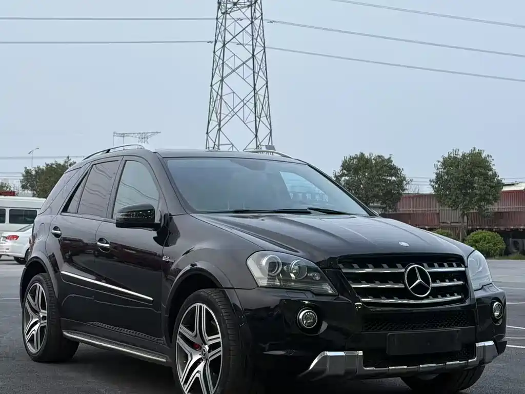 Mercedes-Benz M-Class AMG 2011 AMG ML 63 купить на сайте DeffCars