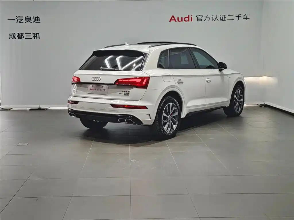 Audi Q5L 2024 40 TFSI luxury and dynamic model купить на сайте DeffCars