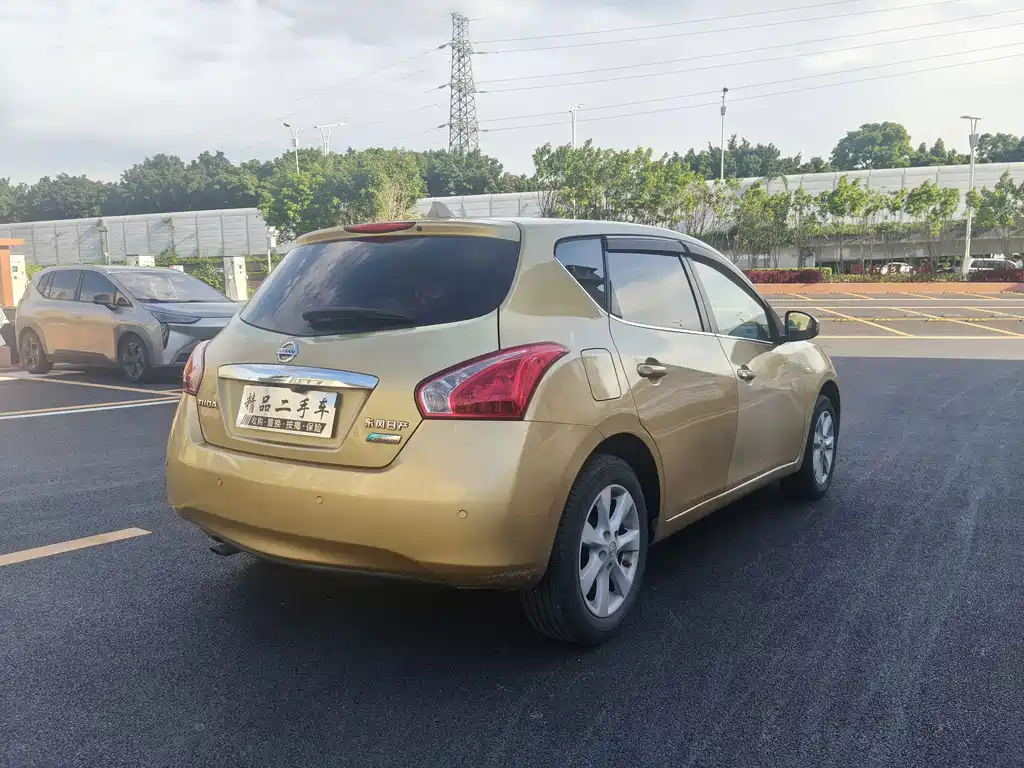 Tiida 2011 1.6L CVT intelligent купить на сайте DeffCars