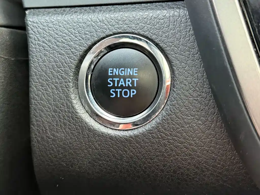 Camry 2021 2.0G Deluxe Edition купить на сайте DeffCars