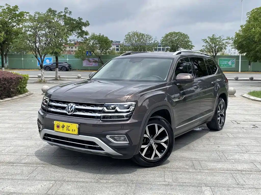 TERAMONT 2019 380TSI four-wheel drive luxury version National VI купить на сайте DeffCars