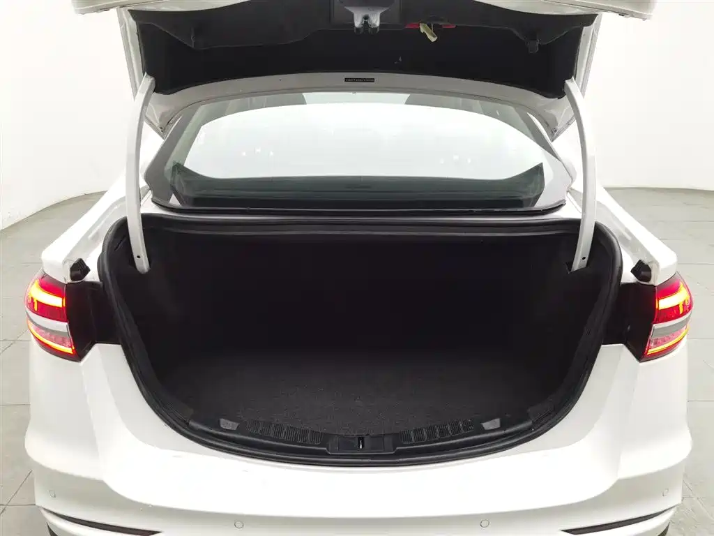 Mondeo 2020 EcoBoost 200 Fashion Model купить на сайте DeffCars