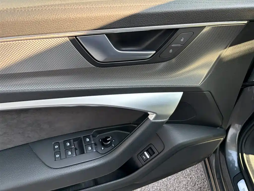Audi A6L 2019 45 TFSI quattro premium dynamic model купить на сайте DeffCars