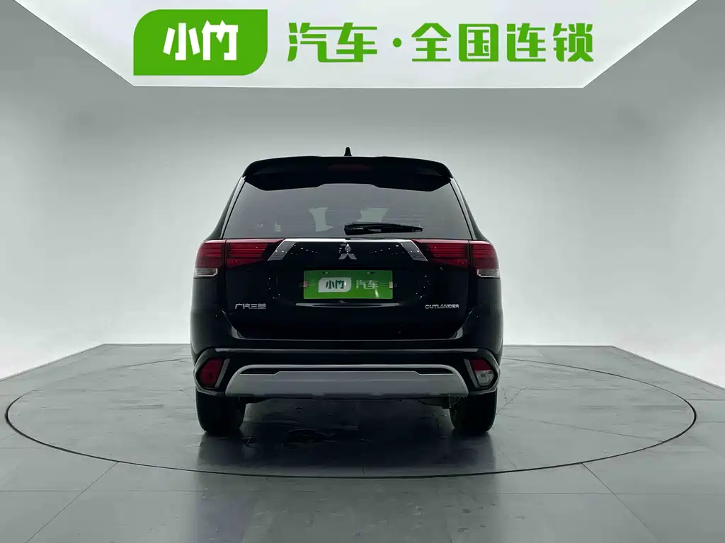 Outlander 2021 facelift 2.0L 2WD smooth version 5 seats купить на сайте DeffCars