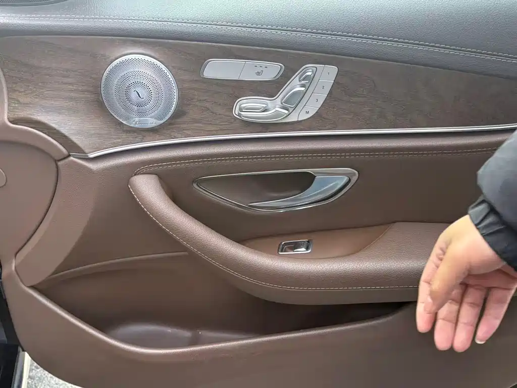 Mercedes-Benz E-Class 2017 E 300 L Luxury Model купить на сайте DeffCars