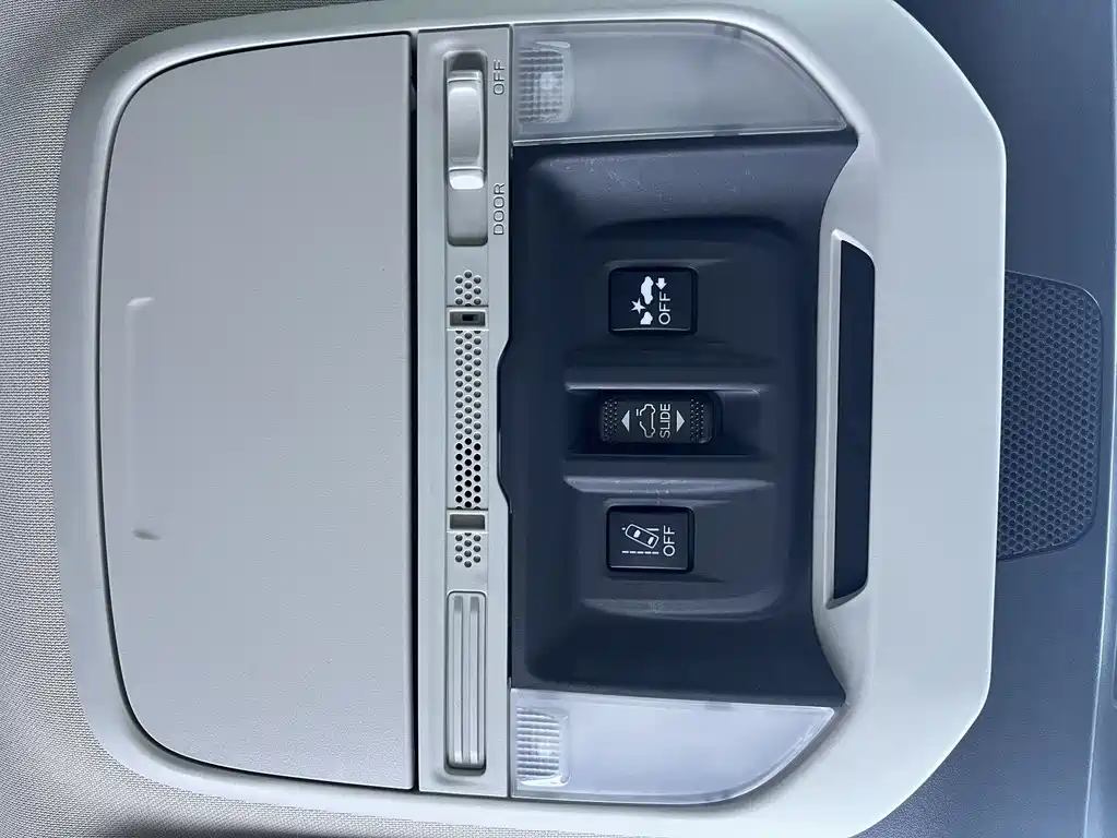 Forester 2022 2.0i AWD Deluxe Edition EyeSight купить на сайте DeffCars