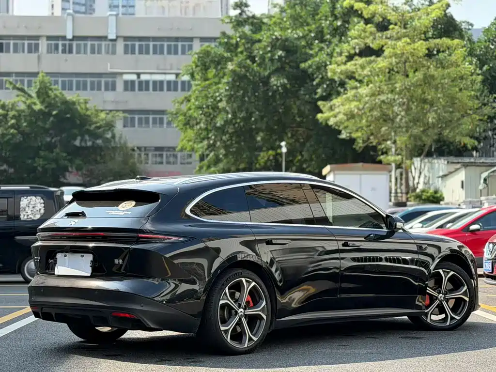 NIO ET5T 2024 model 75kWh Touring купить на сайте DeffCars