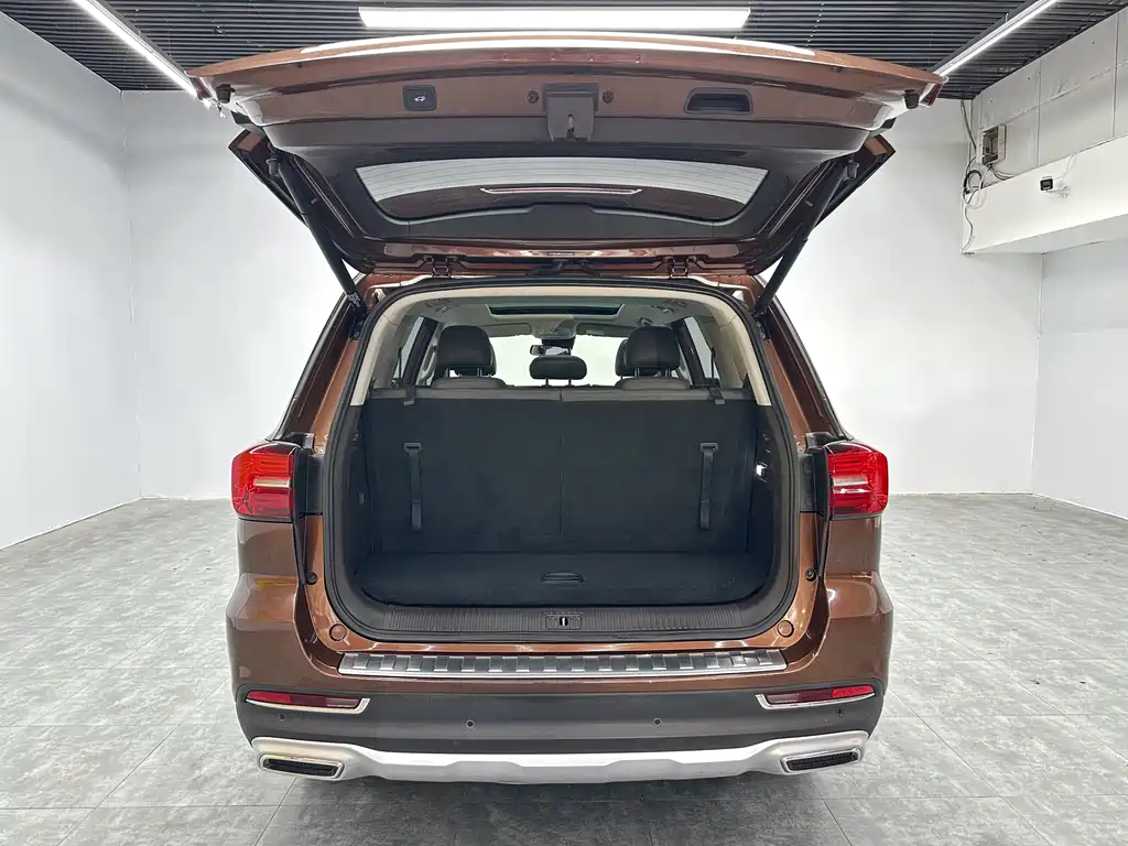 Roewe RX8 2018 30T Intelligent Networked Four-wheel Drive Supreme Edition купить на сайте DeffCars