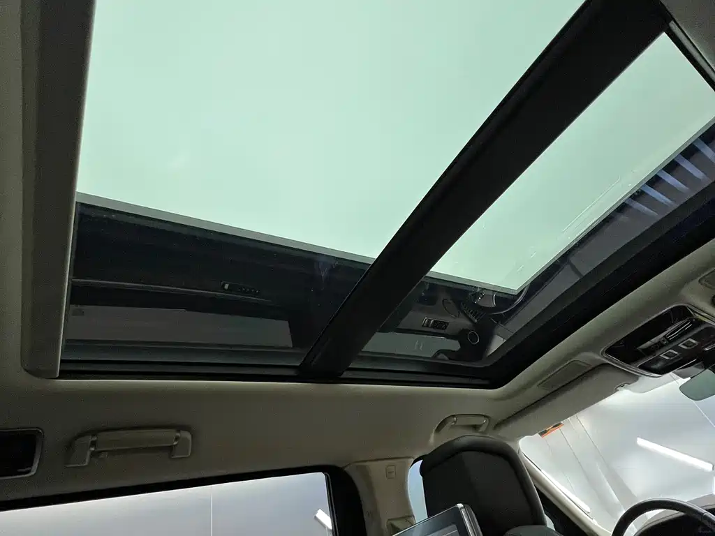 Range Rover 2021 3.0 L6 Legend Extended Classic Edition купить на сайте DeffCars