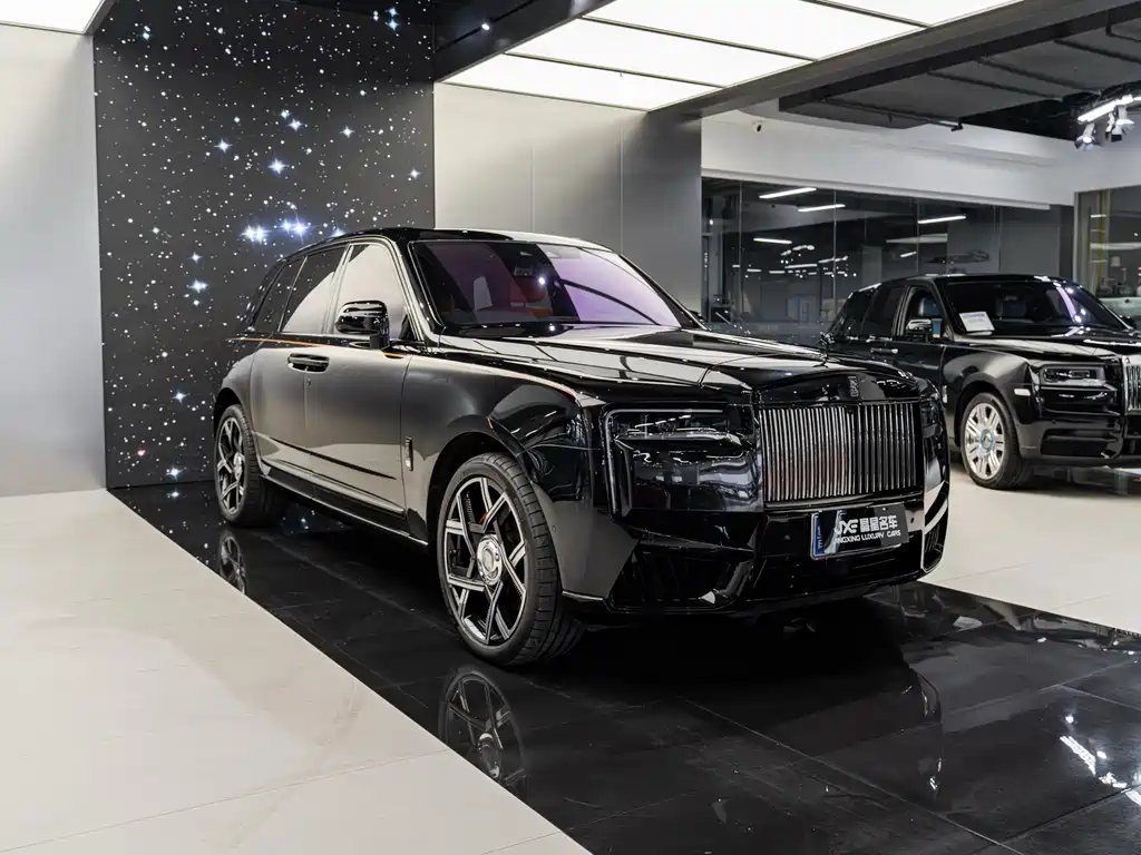 Cullinan 2018 five-seater version купить на сайте DeffCars