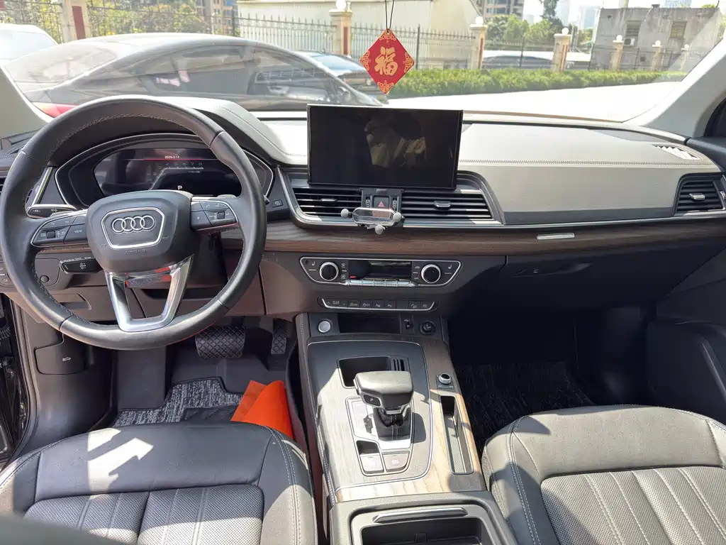 Audi Q5L 2022 facelift 40T luxury and elegant model купить на сайте DeffCars