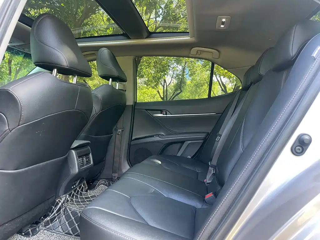 Camry 2021 2.5G Deluxe Edition купить на сайте DeffCars