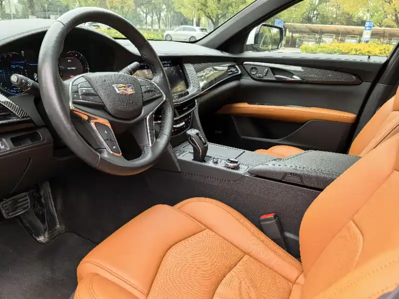 Cadillac CT6 2019 28T luxury model купить на сайте DeffCars