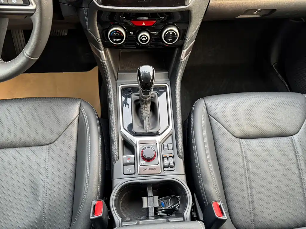 Forester 2022 2.0i AWD Deluxe Edition EyeSight купить на сайте DeffCars