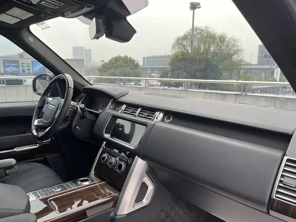Range Rover 2017 3.0 SC V6 Vogue купить на сайте DeffCars