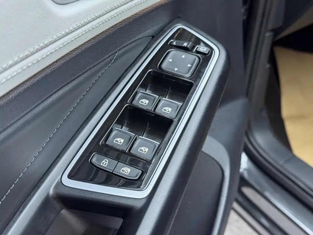 Jetta VS7 2024 Qianli Jiangshan 280TSI Automatic Honor Edition купить на сайте DeffCars