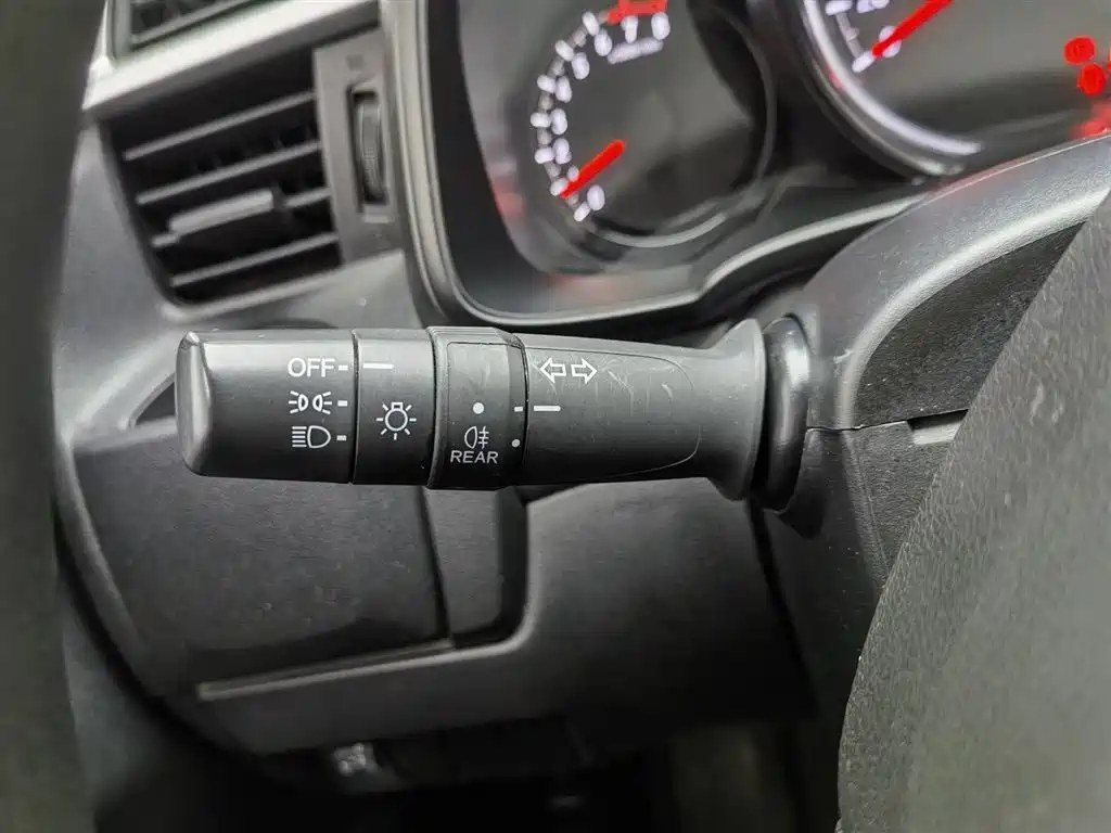 Fit 2018 1.5L manual comfort version купить на сайте DeffCars