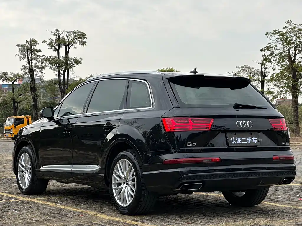Audi Q7 2019 55 TFSI Technology купить на сайте DeffCars