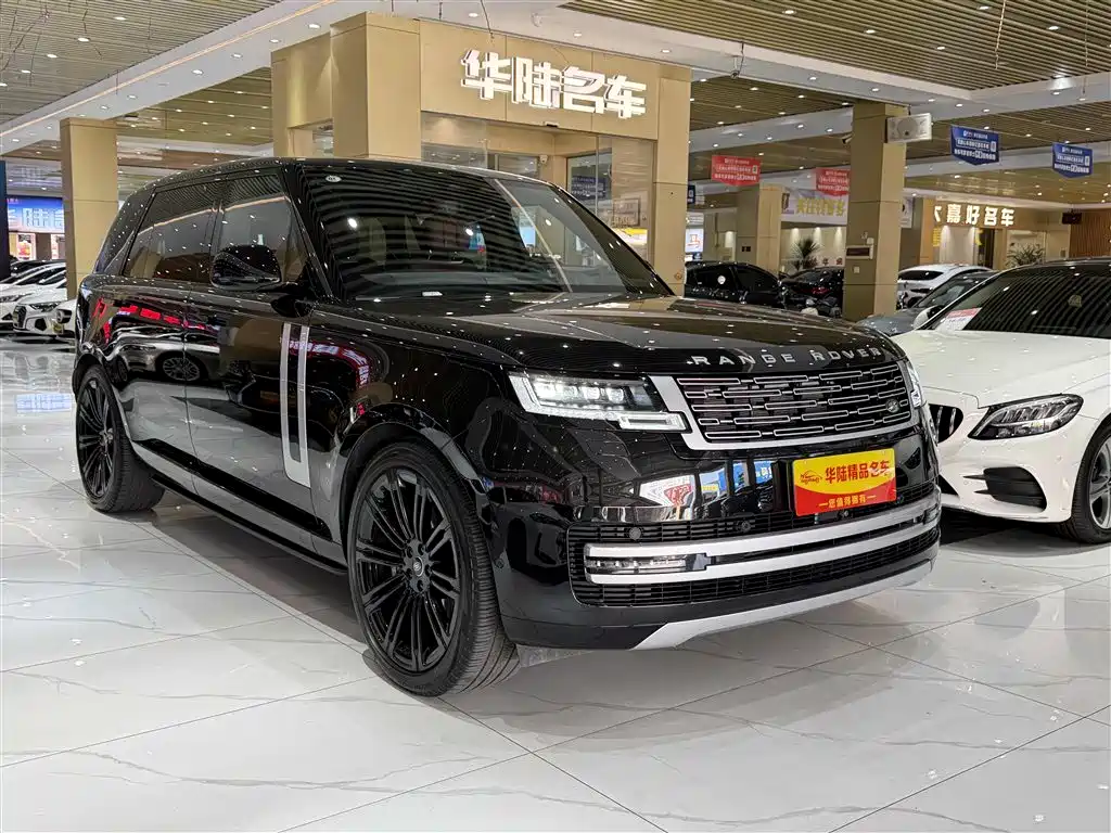 Range Rover 2025 3.0 L6 400PS Genesis Extended Edition купить на сайте DeffCars