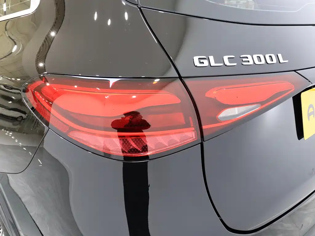 Mercedes-Benz GLC 2024 GLC 260 L 4MATIC luxury model 5 seats купить на сайте DeffCars