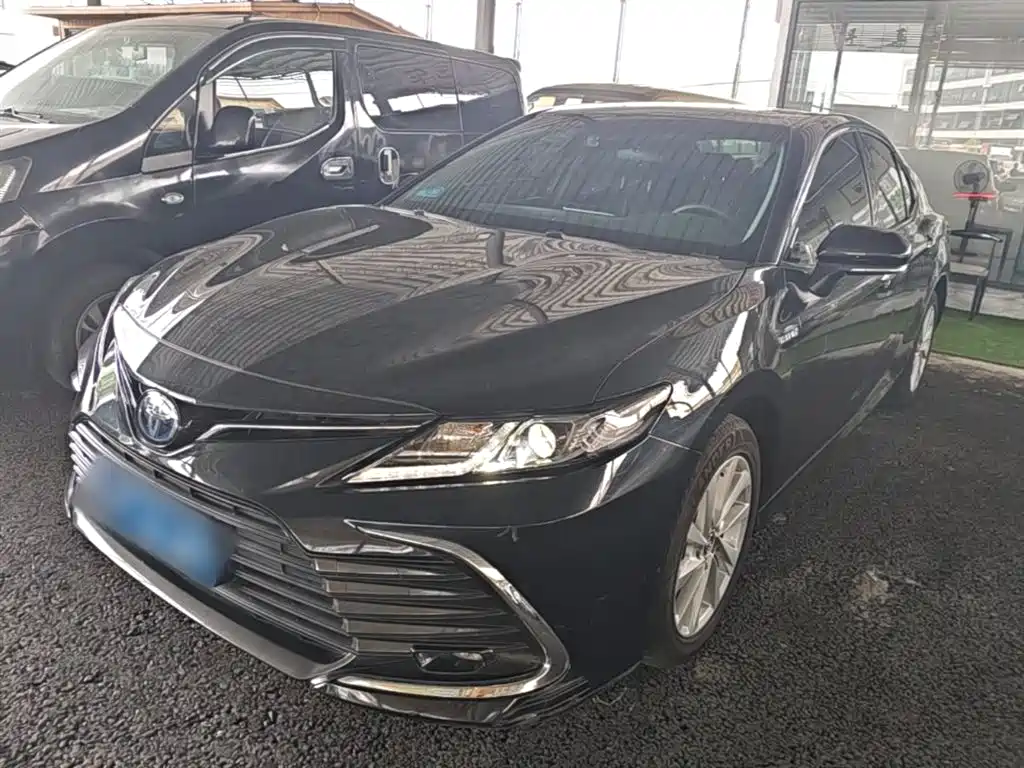 Camry 2023 Dual Engine 2.5HGVP Leading Edition купить на сайте DeffCars