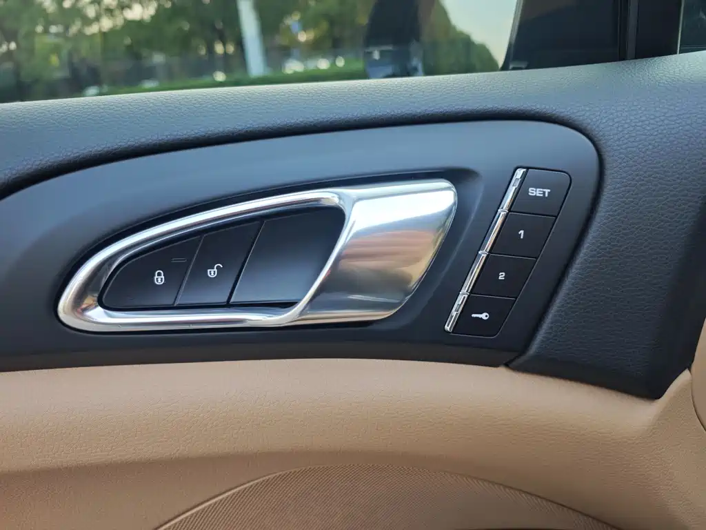Cayenne 2015 Cayenne 3.0T купить на сайте DeffCars