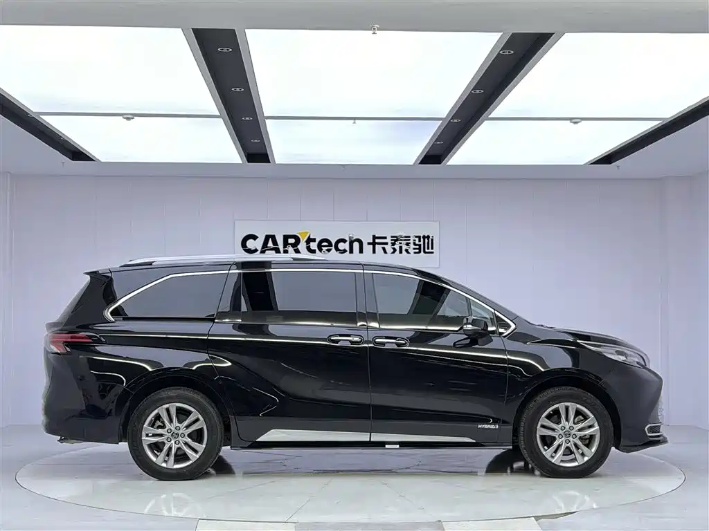 SIENNA 2021 2.5L Hybrid Platinum Edition купить на сайте DeffCars