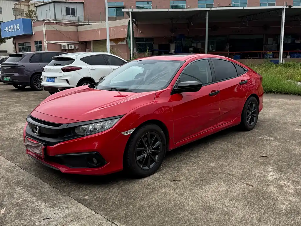 Civic 2019 220TURBO CVT Dynamic Edition National V купить на сайте DeffCars