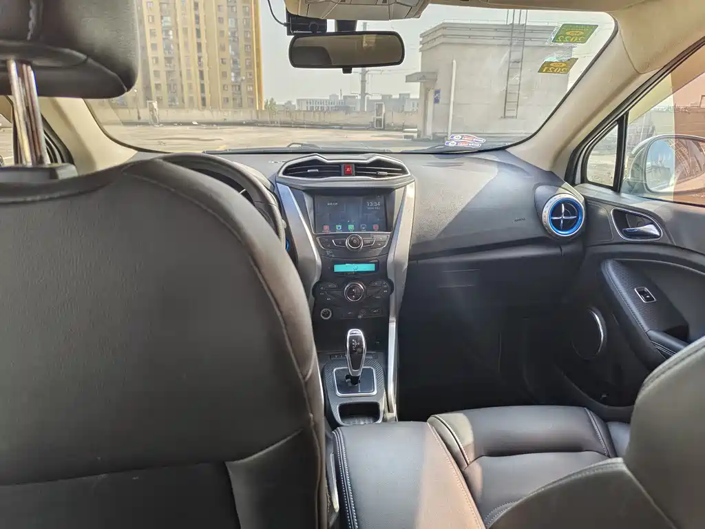 Yuan New Energy 2018 EV360 Intelligent Scirocco купить на сайте DeffCars