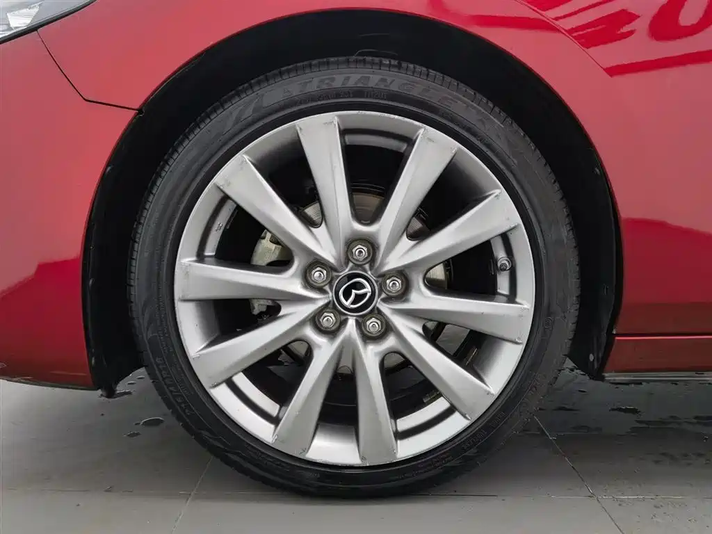 Mazda3 Angkesela 2020 2.0L Automatic Premium Edition купить на сайте DeffCars