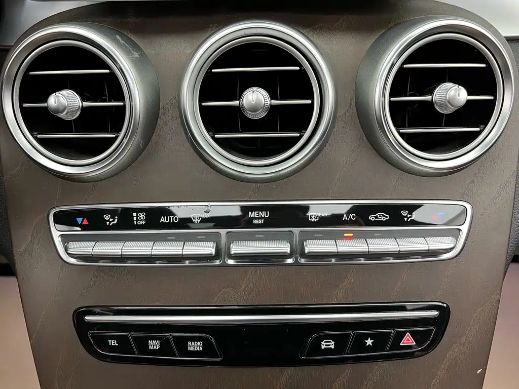 Mercedes-Benz GLC 2020 facelift GLC 300 L 4MATIC dynamic купить на сайте DeffCars