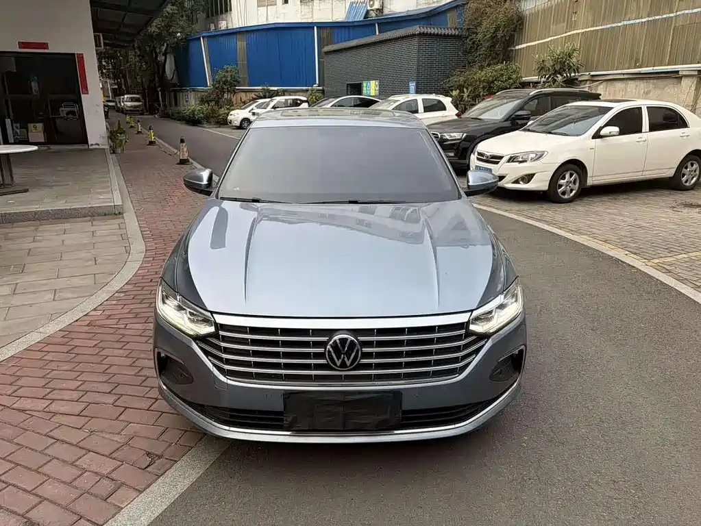 Lavida 2023 280TSI DSG Forever Edition купить на сайте DeffCars