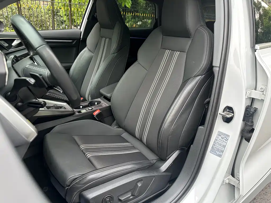 Audi A3 2024 Sportback 35 TFSI stylish and sporty купить на сайте DeffCars