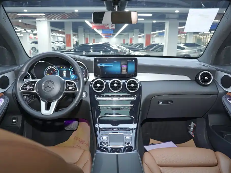 Mercedes-Benz GLC coupe 2022 facelift GLC 260 4MATIC coupe SUV купить на сайте DeffCars