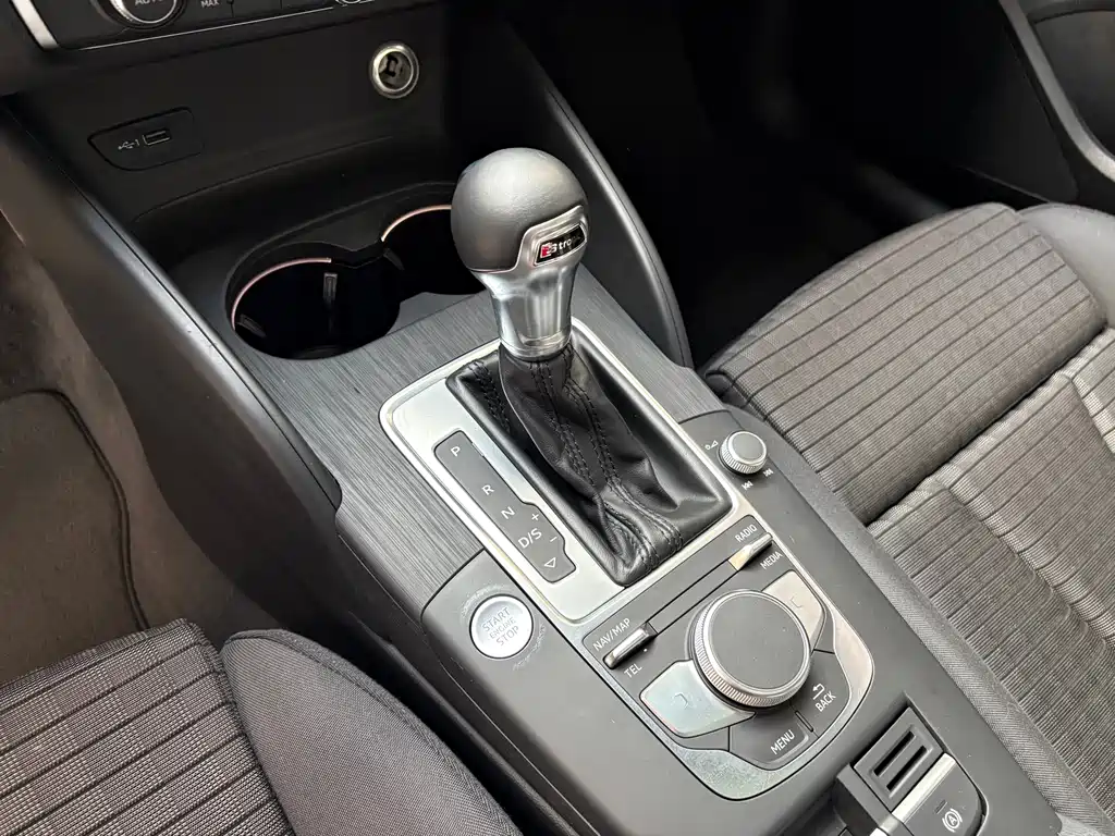 Audi A3 2020 Limousine 35 TFSI Sports National VI купить на сайте DeffCars