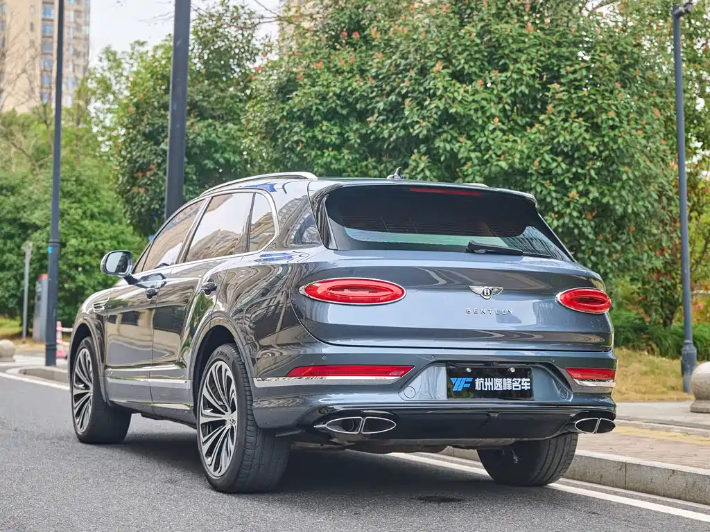 Bentayga 2021 4.0T V8 купить на сайте DeffCars