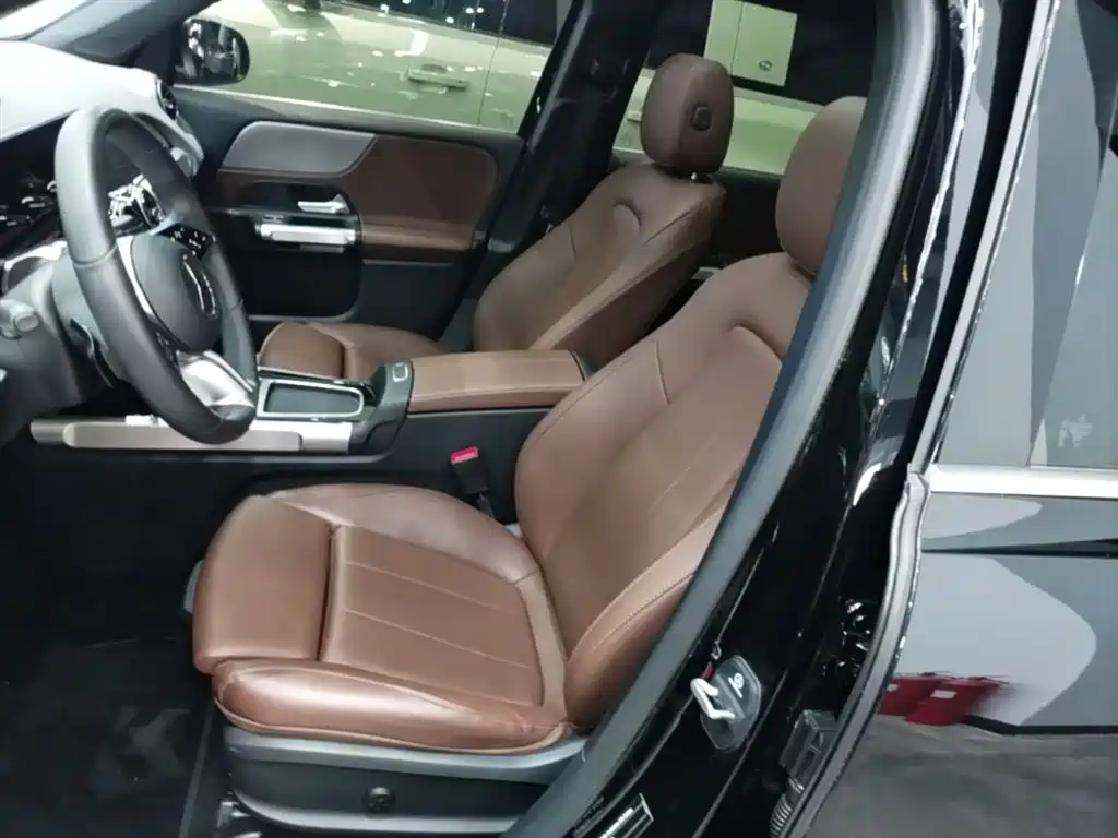 Mercedes-Benz GLB 2024 GLB 200 Dynamic купить на сайте DeffCars
