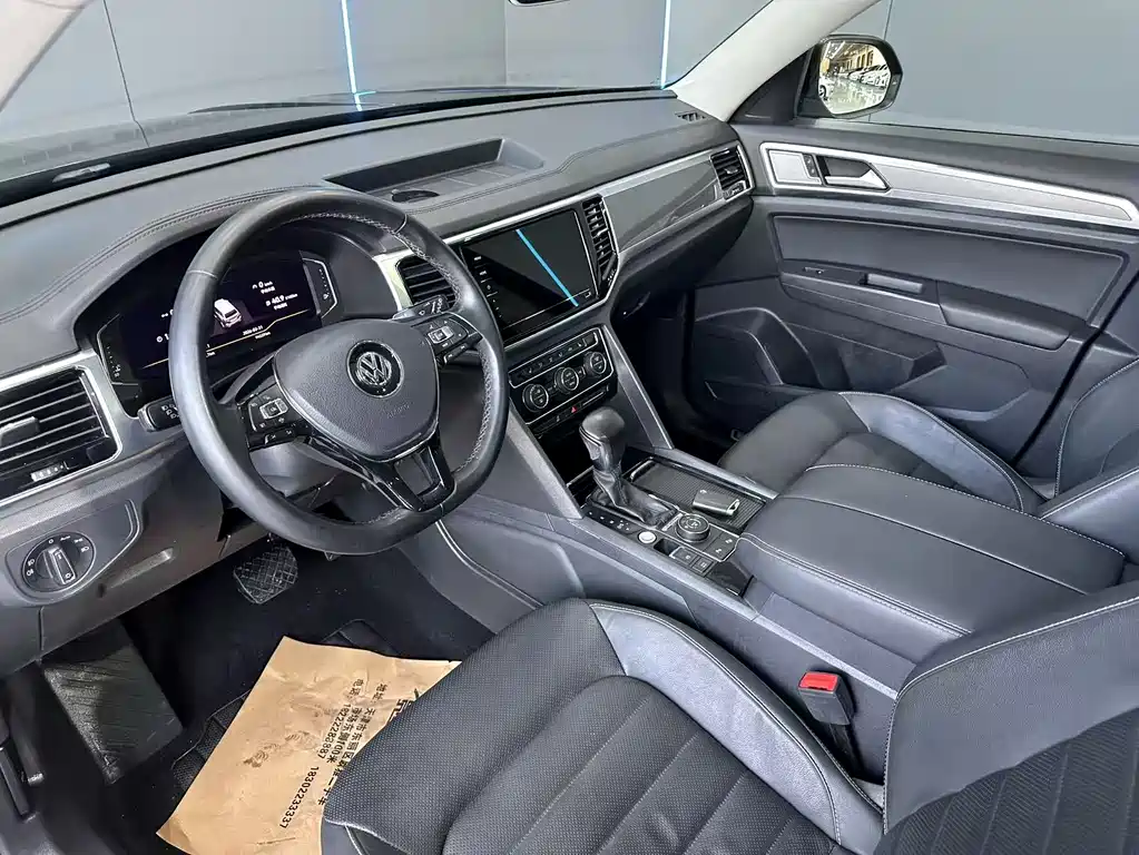 Touron 2020 380TSI four-wheel drive luxury version National VI купить на сайте DeffCars