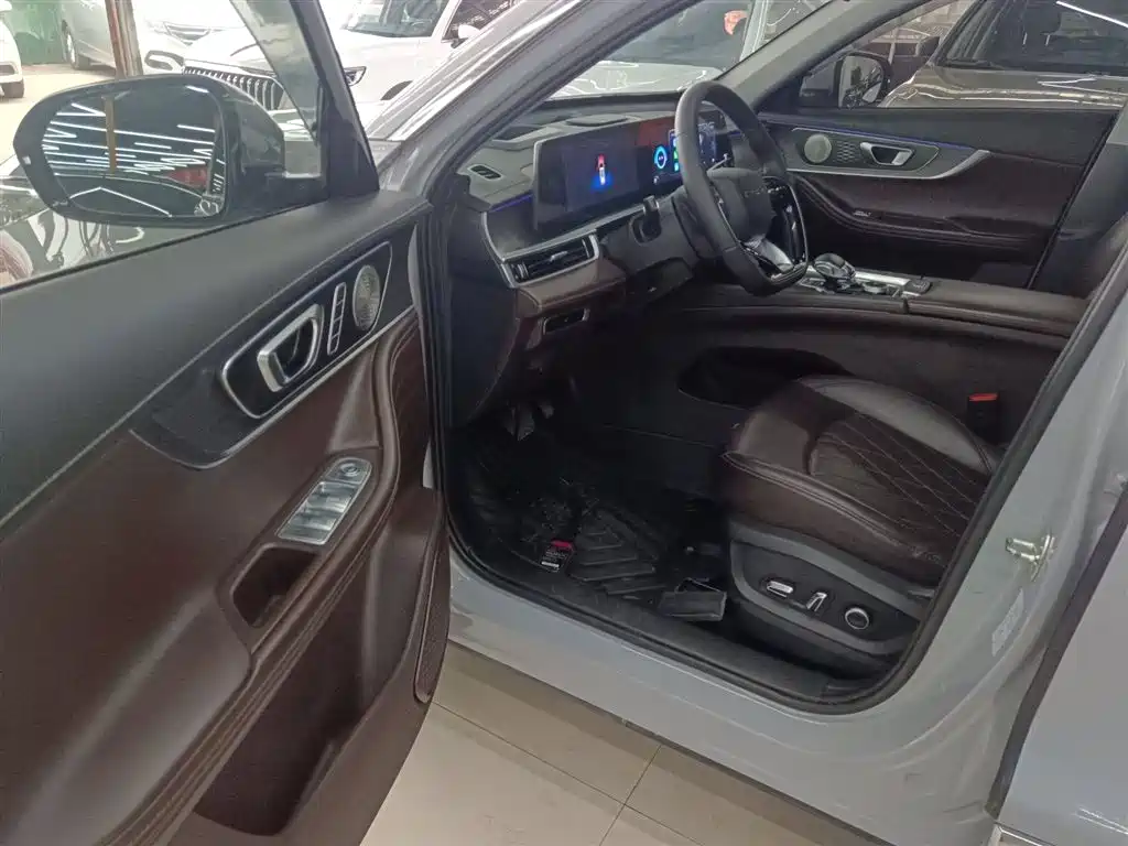 Tiggo 8 PRO 2022 290T two-wheel drive vast version 5 seats купить на сайте DeffCars