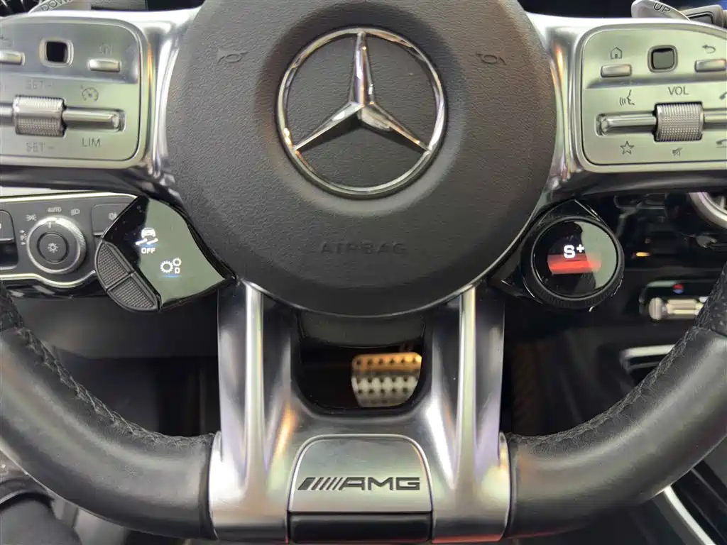 Mercedes-Benz A-Class AMG 2020 AMG A 35 L 4MATIC купить на сайте DeffCars