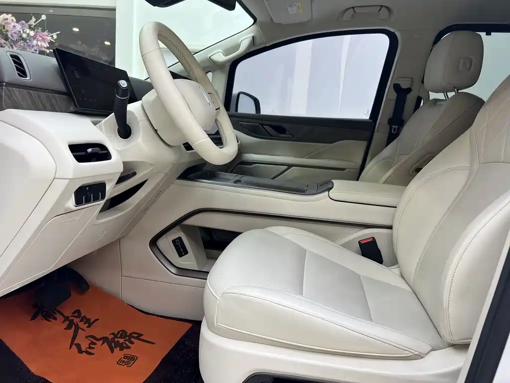 Wey Gaoshan 2025 4WD Alpine 8 купить на сайте DeffCars