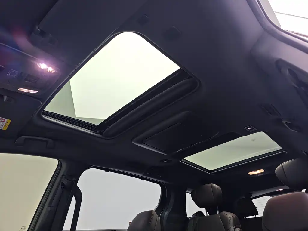 SIENNA 2021 2.5L Hybrid Platinum Edition купить на сайте DeffCars