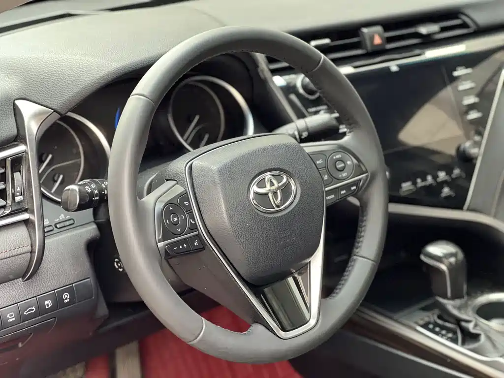 Camry 2018 2.5Q flagship version купить на сайте DeffCars
