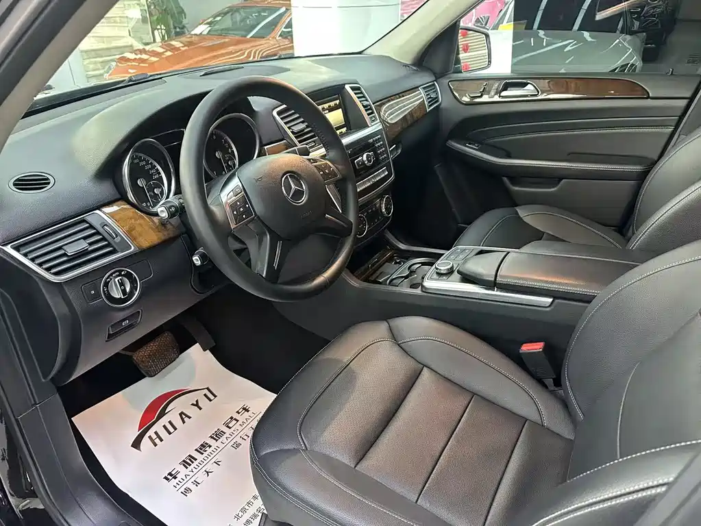 Mercedes-Benz M-Class 2015 ML 400 4MATIC Dynamic купить на сайте DeffCars