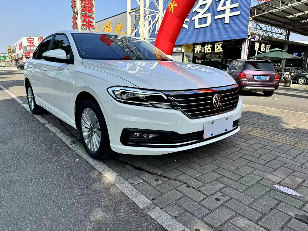 Lavida 2022 1.5L automatic vision version купить на сайте DeffCars