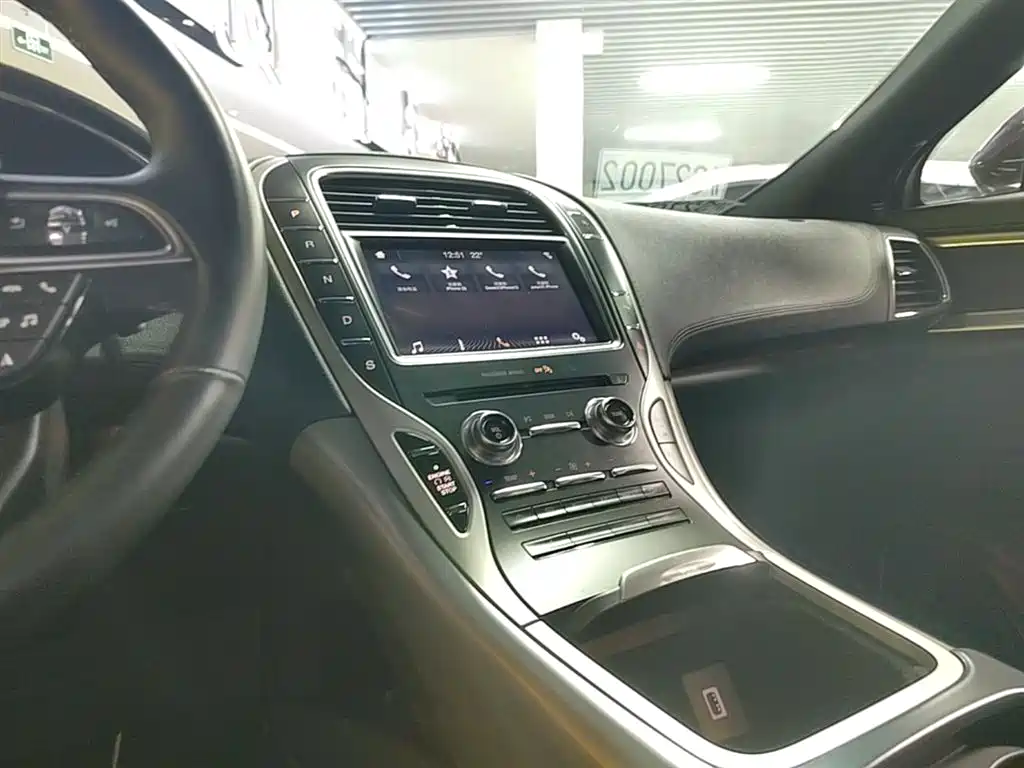 Voyager imported 2019 2.0T two-wheel drive exclusive version, National VI купить на сайте DeffCars
