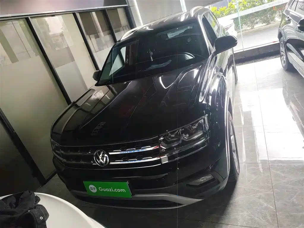Touron 2020 380TSI four-wheel drive comfort version National VI купить на сайте DeffCars